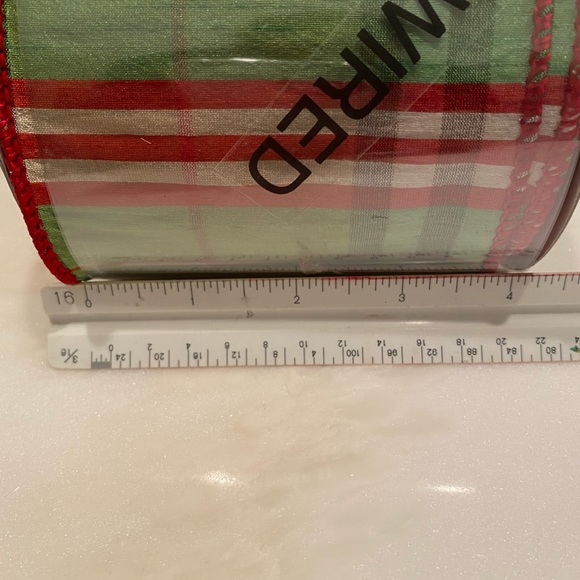 NWT 4-Inch wide Holiday Ribbon Roll -  10 yards by Design Studio - Picture 2 of 4